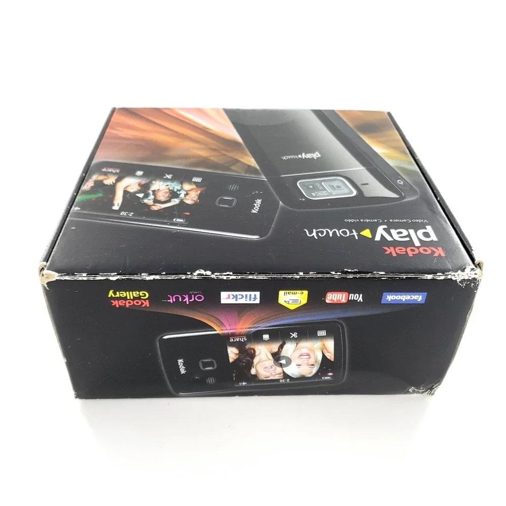 Kodak Play Touch Zi10 HD Video And 5MP Still Camera In Box Tested & Works